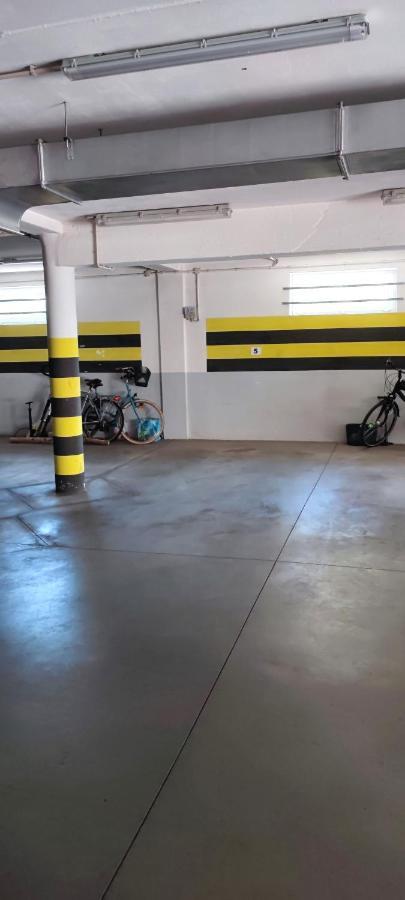 Cosmopolitan Apartament Z Bezplatnym, Prywatnym Parkingiem W Hali Garazowej Stary Toruń Buitenkant foto